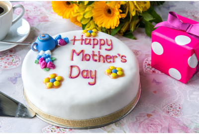 Mother's Day Cake